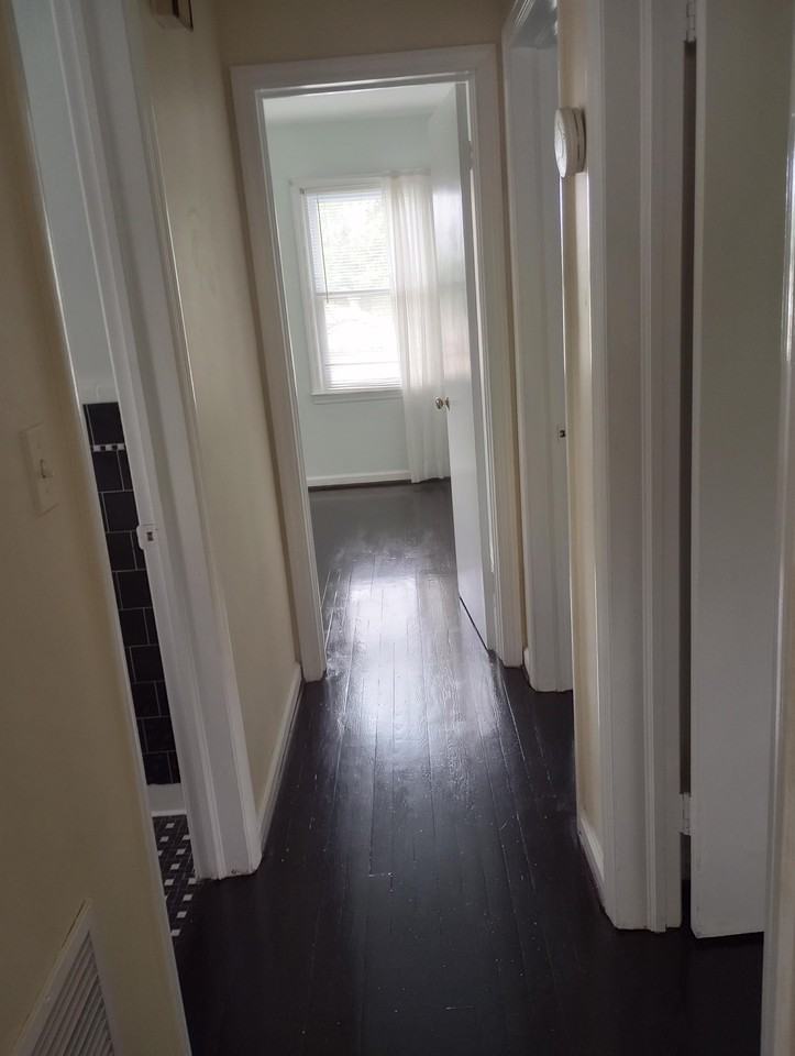 477 Granville Dr #1 - Photo 4 of 13