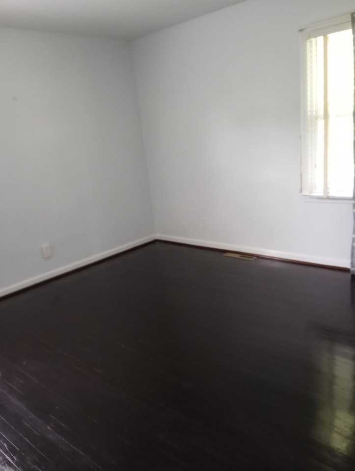 477 Granville Dr #1 - Photo 7 of 13