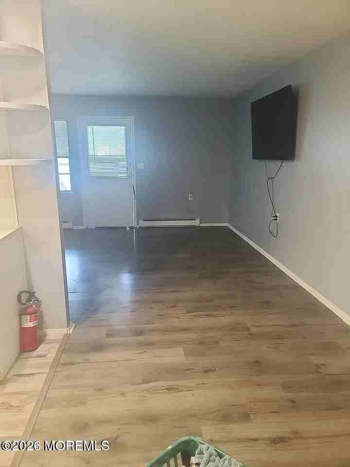 219 Buckingham Ct #E - Photo 7 of 15