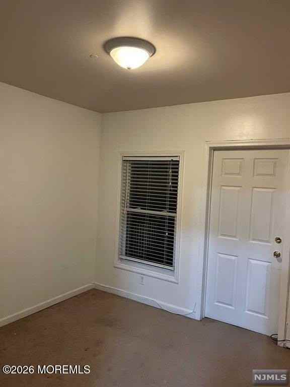 154 Maple Ave #2 - Photo 5 of 9