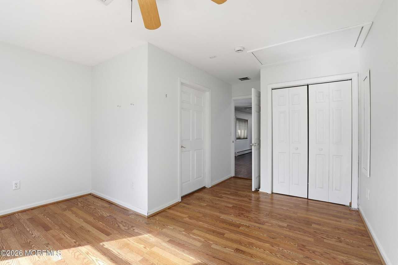 1425 Amsterdam Ave - Photo 7 of 29