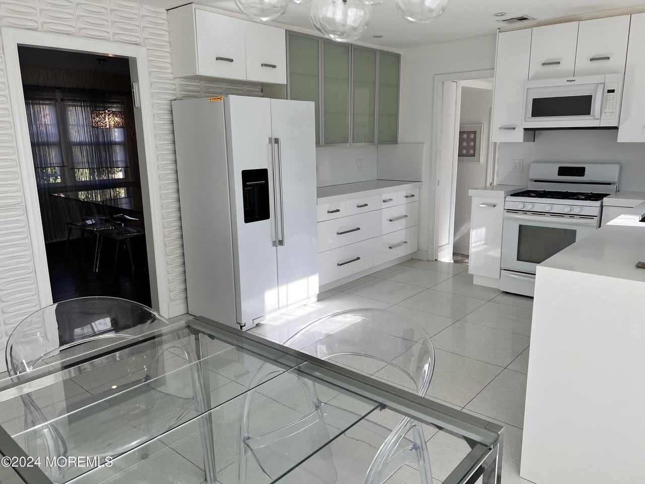 80 Cooper Ave - Photo 4 of 18