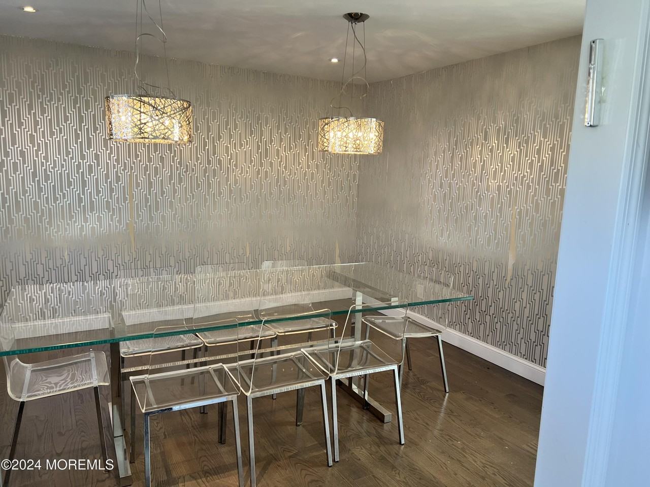 80 Cooper Ave - Photo 7 of 18