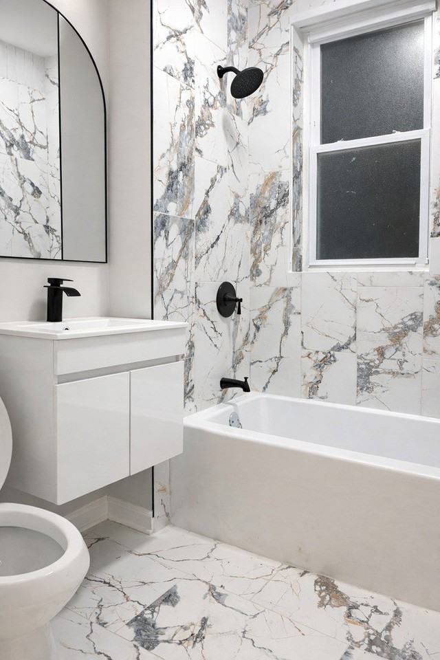 3927 W Lexington St #1 - Photo 6 of 8