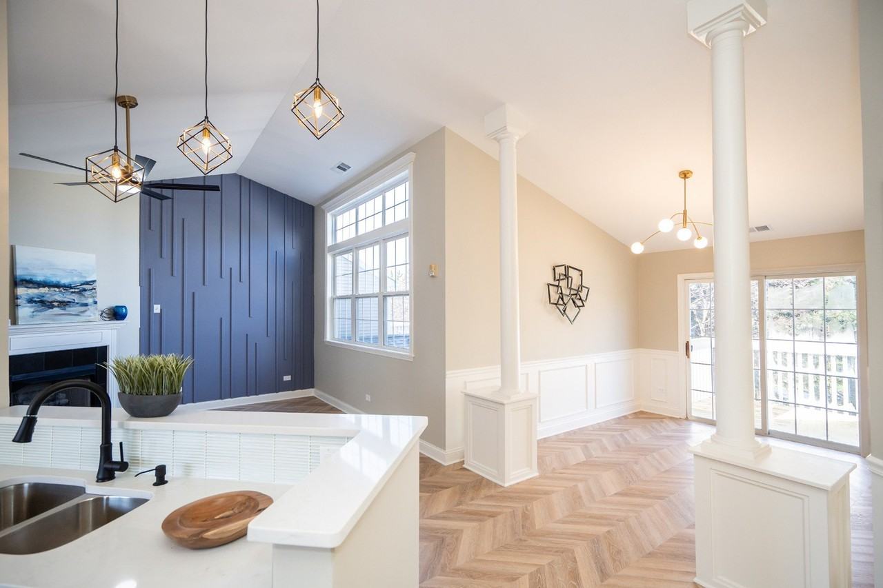 2835 Rutland Cir #202 - Photo 5 of 30