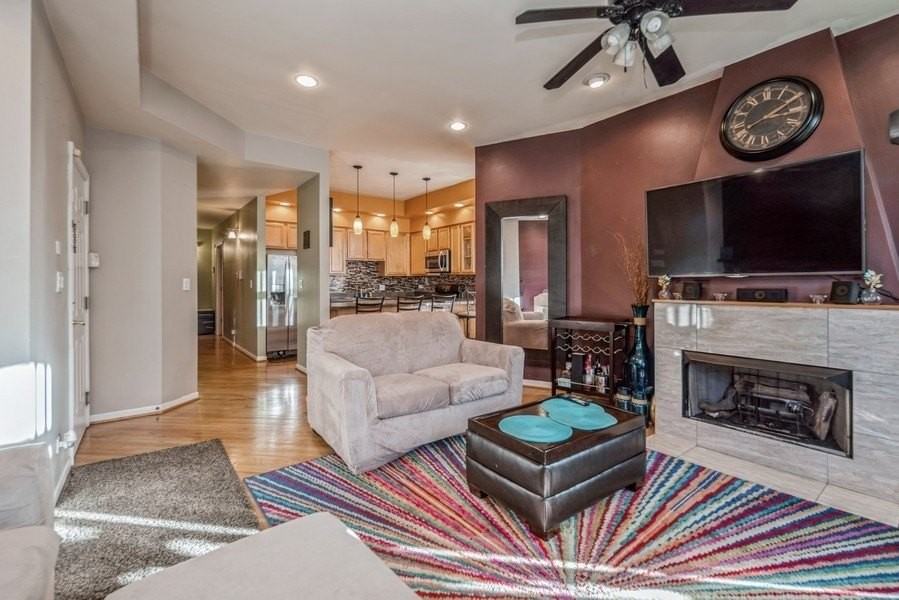 4519 S Calumet Ave #1B - Photo 3 of 10