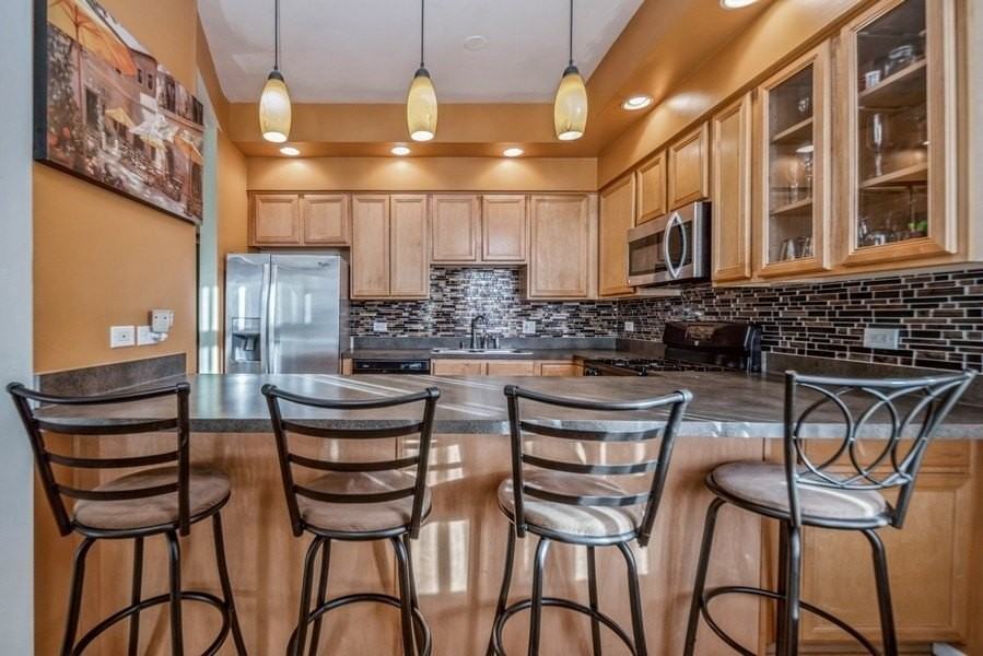 4519 S Calumet Ave #1B - Photo 4 of 10