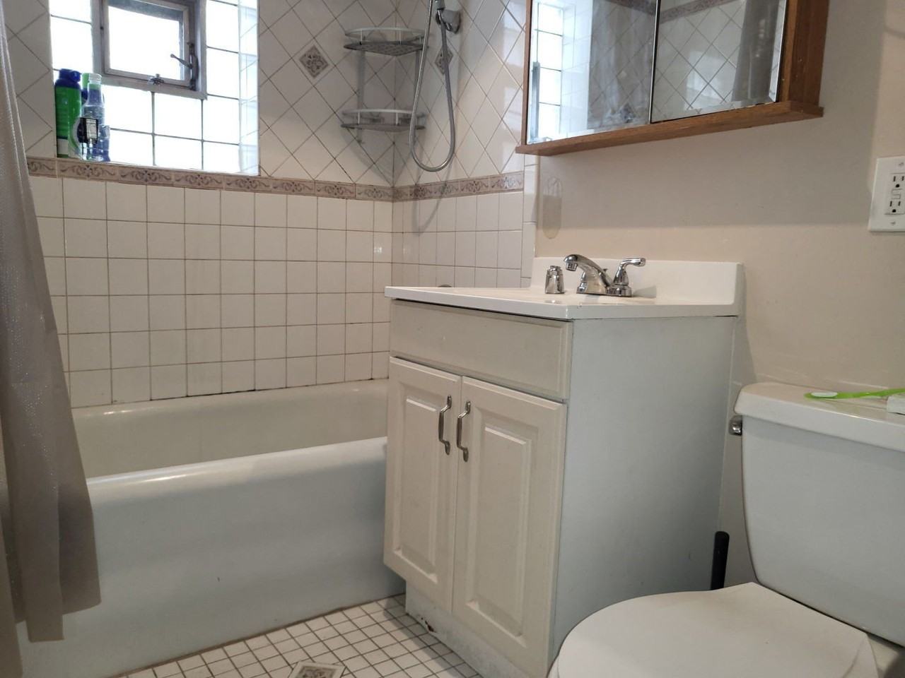 1651 N Central Ave #2 - Photo 6 of 10