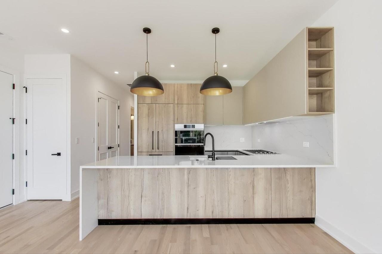 2456 W Cortez St #2E - Photo 6 of 23