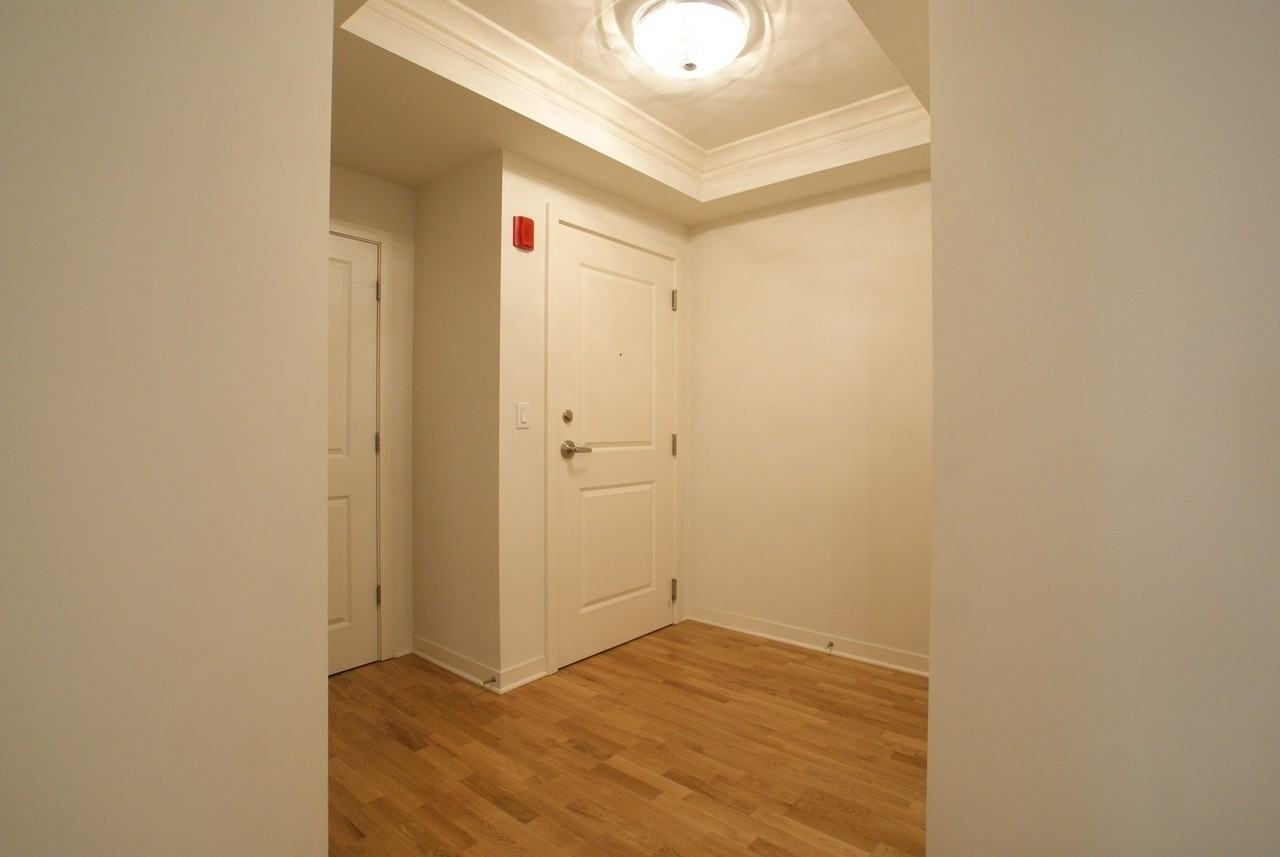 425 Benjamin Dr #209 - Photo 2 of 16