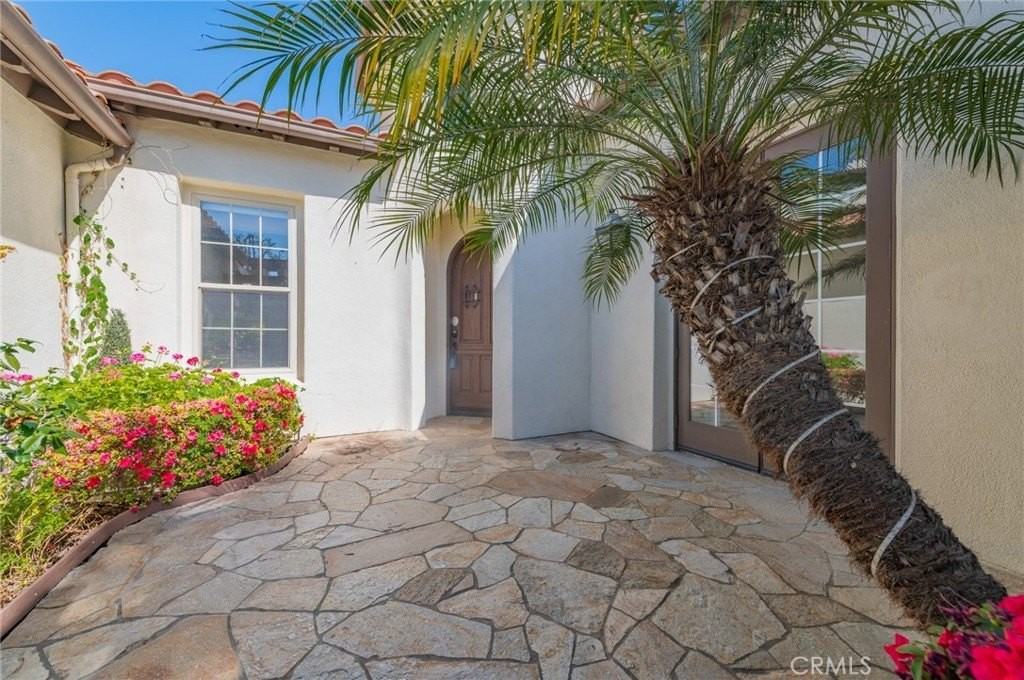 10802 Rogue River Bnd - Photo 3 of 32