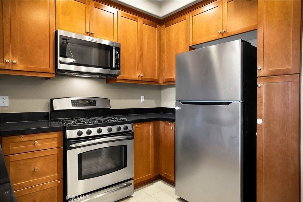 360 W Avenue 26 #330 - Photo 6 of 20