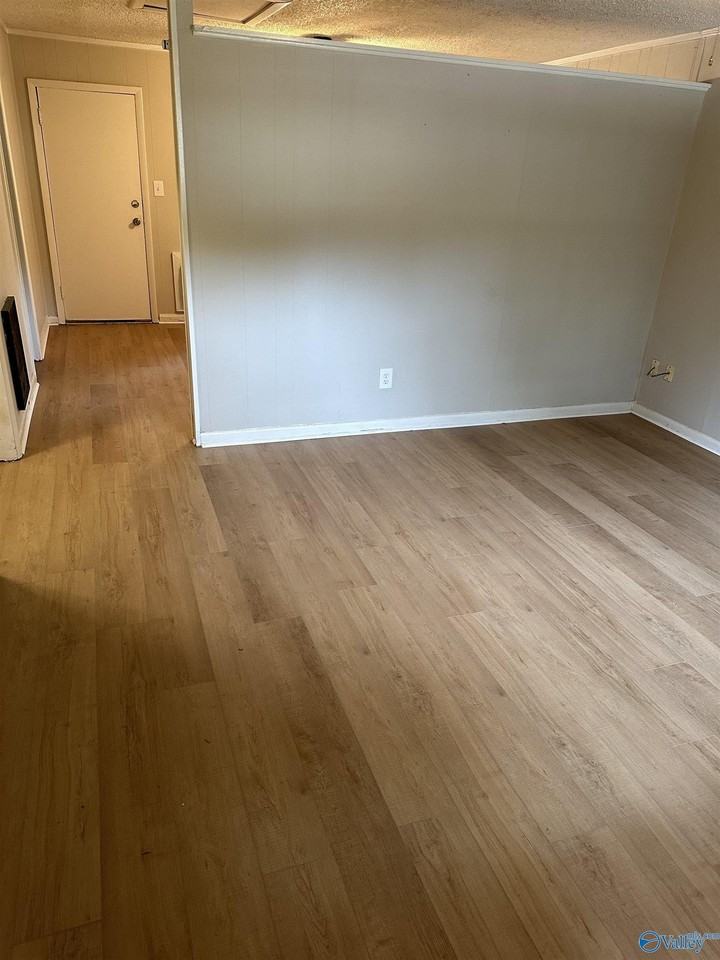 1402 Rison Ave Ne #A - Photo 2 of 10