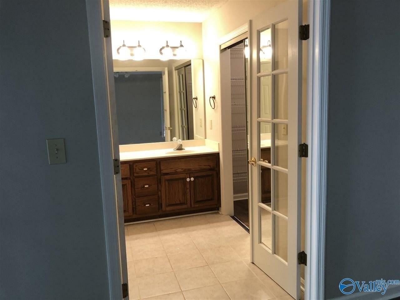 127 Philadelphia Dr - Photo 4 of 14