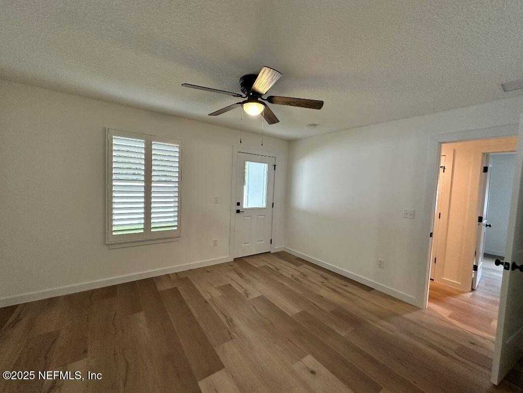 455 S Volusia St - Photo 6 of 19