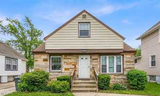 21980 Ivan Ave - Photo 1 of 1