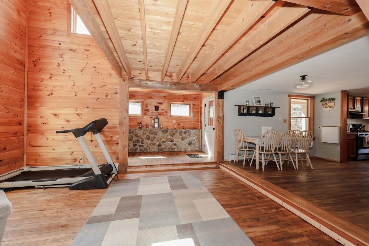 40 Chemung Rd - Photo 5 of 44