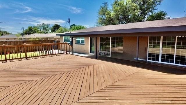 1706 Emerald Ave - Photo 2 of 25