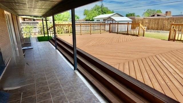 1706 Emerald Ave - Photo 6 of 25