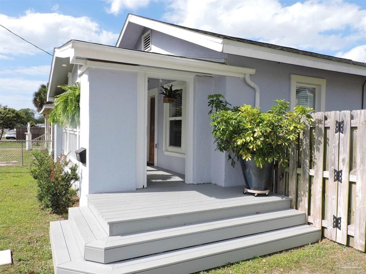 19 N C St - Photo 3 of 25