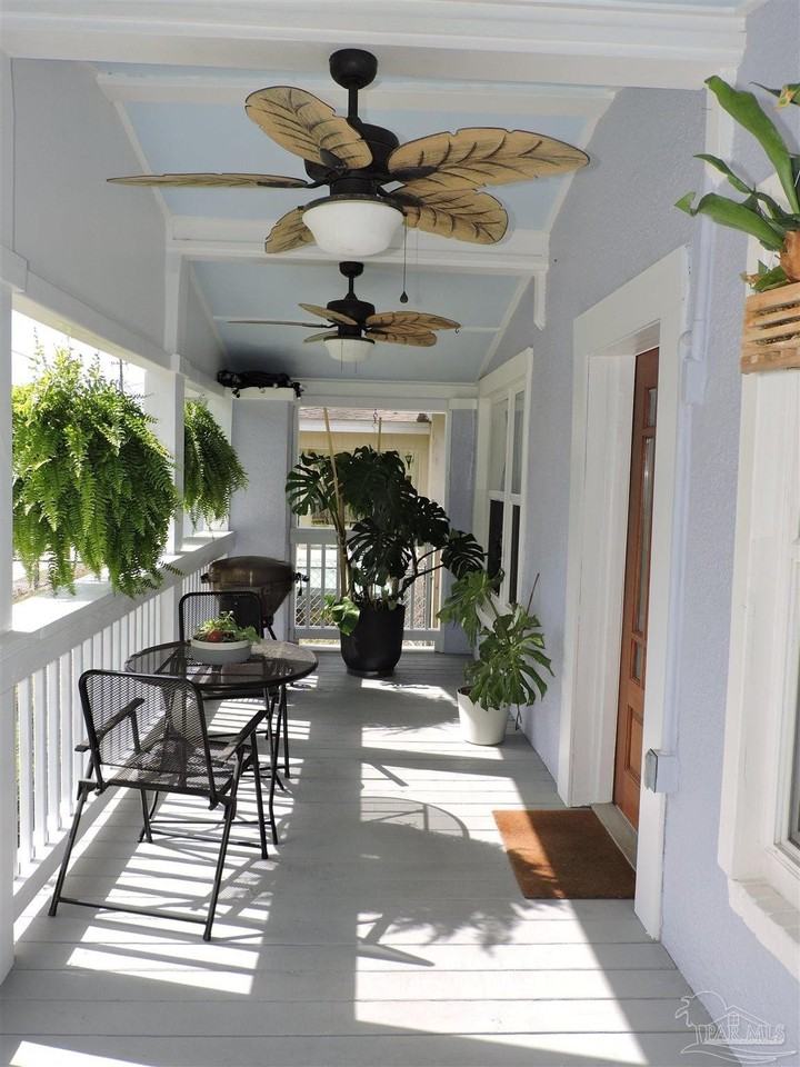 19 N C St - Photo 4 of 25