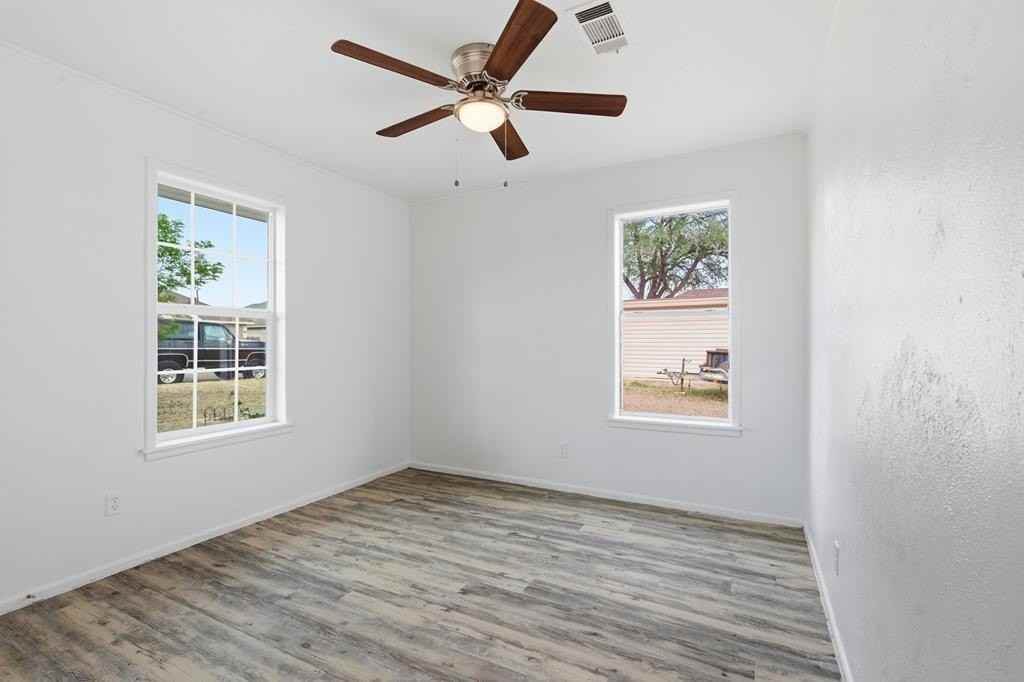 3811 Cedar Spring Dr - Photo 7 of 22