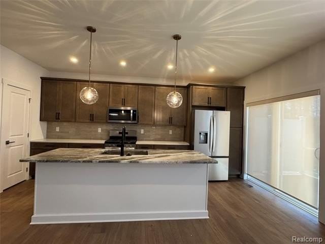 5380 Poppydrew Ln - Photo 6 of 27