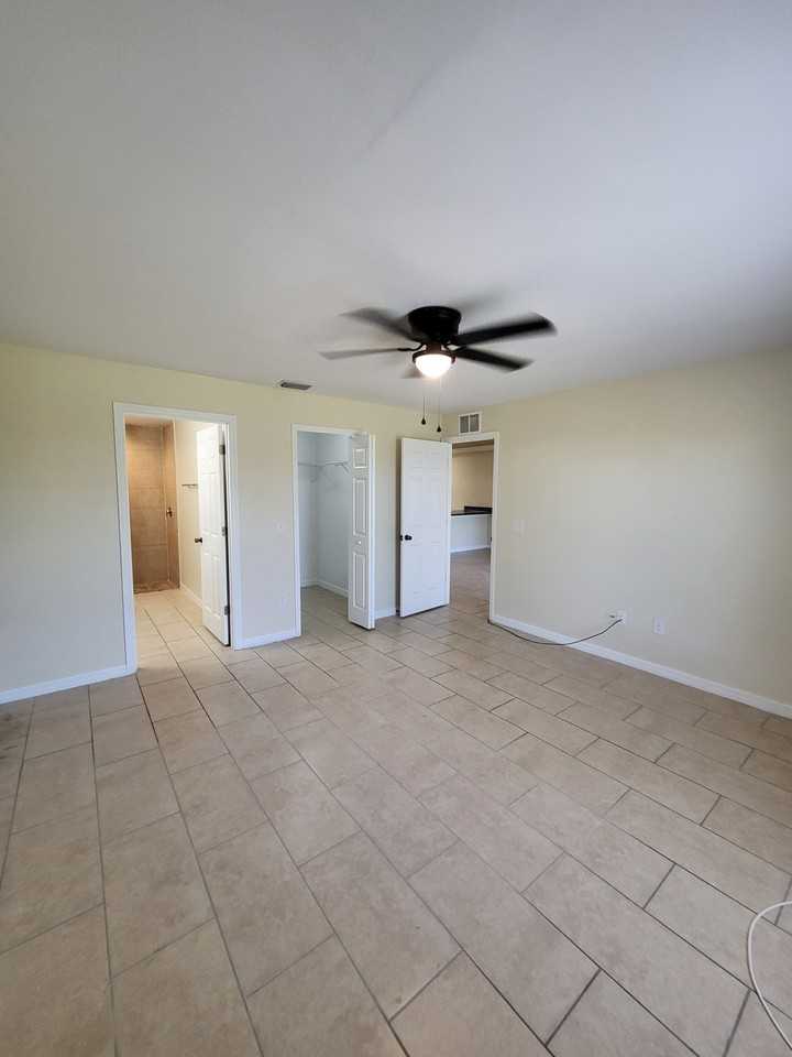 518 Skyline Blvd #518 - Photo 6 of 14