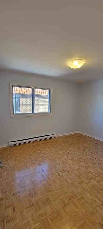 9625 Avenue Merritt - Photo 7 of 9