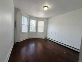 featured image of 172 Fulton Ave #1