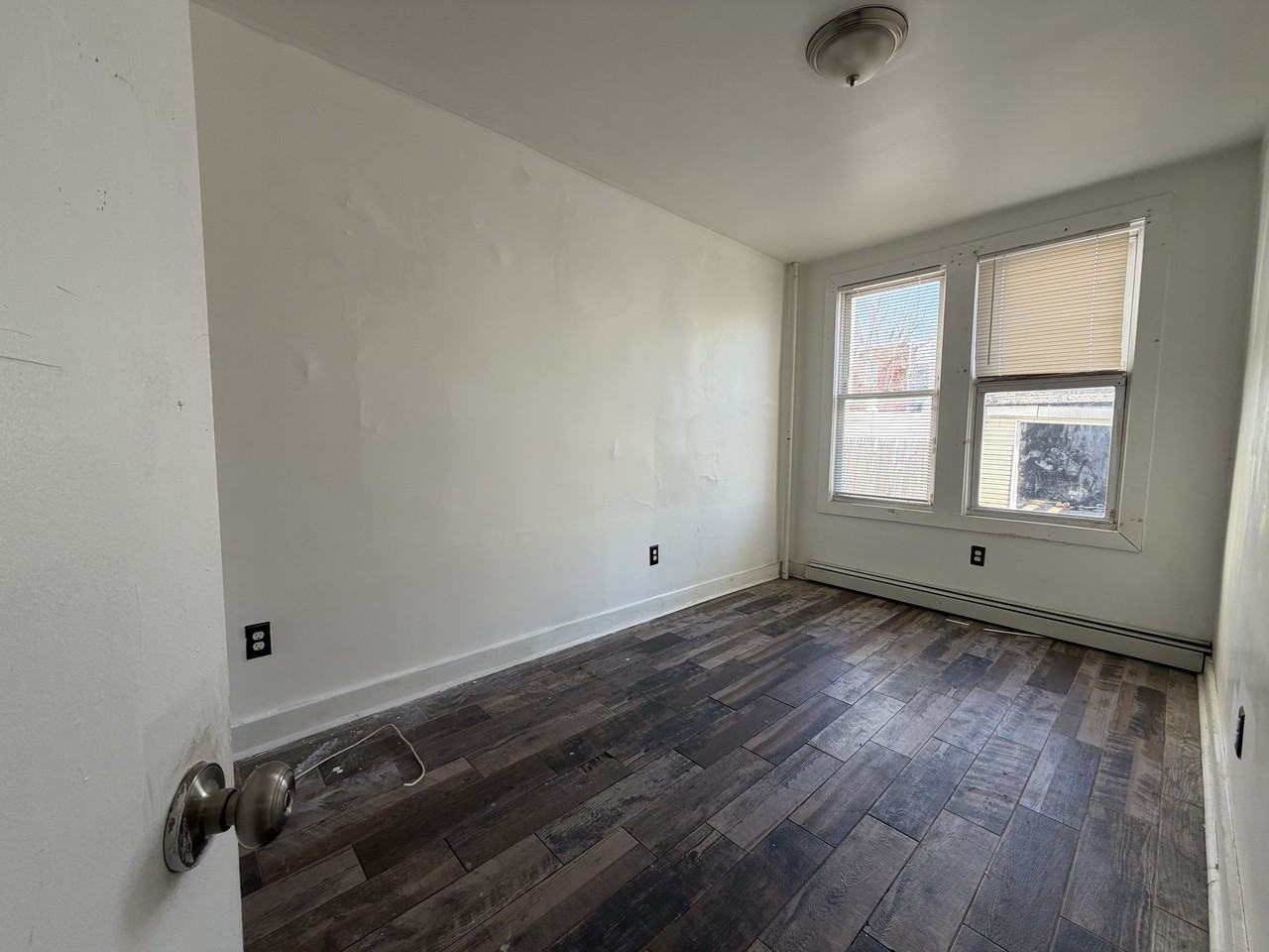 172 Fulton Ave #1 - Photo 4 of 6