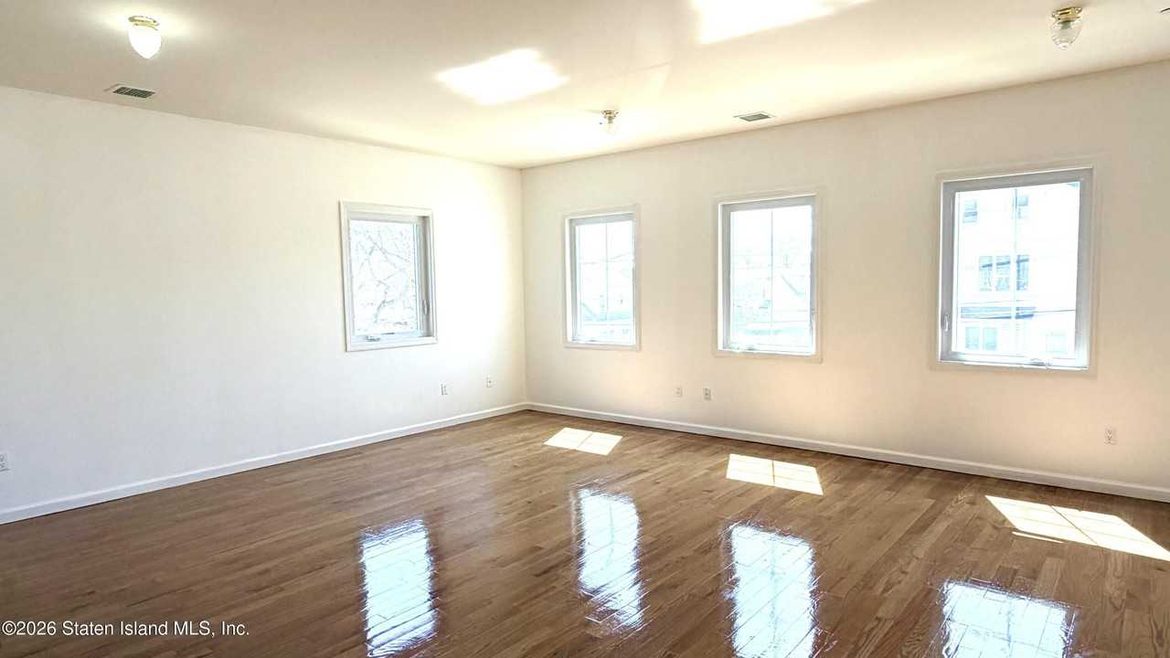 63 Osborn Ave #2FL - Photo 2 of 8