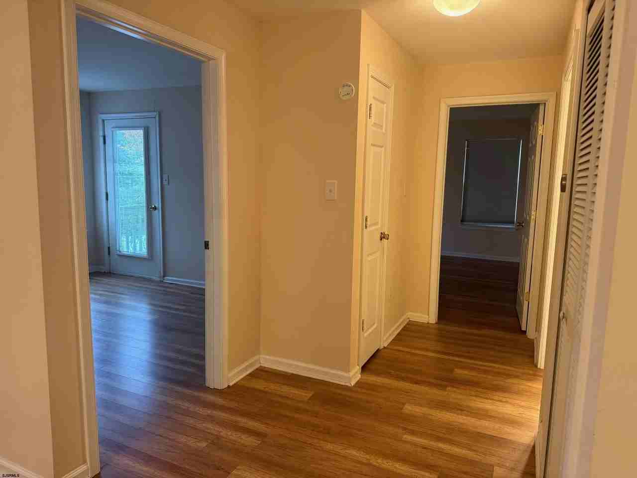 551 Linden Ave - Photo 6 of 12