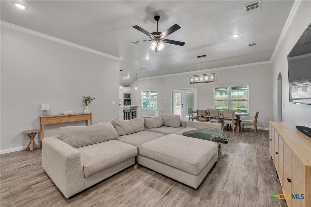 7611 Iridium Dr - Photo 7 of 26