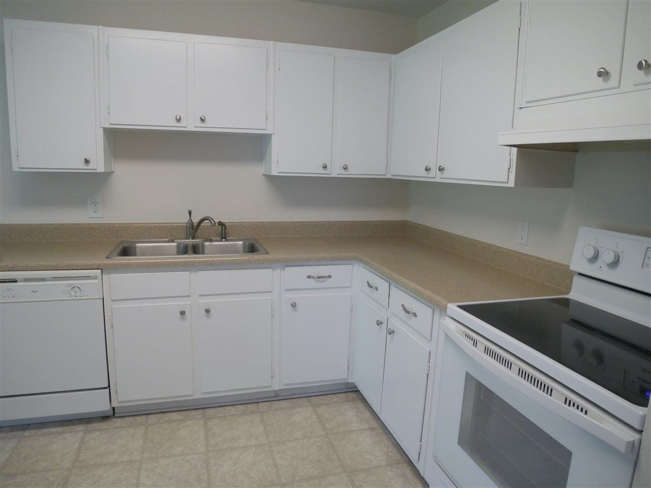 1232 Winifred Dr - Photo 5 of 26