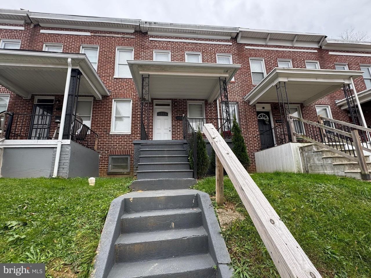 3221 Lyndale Ave - Photo 2 of 21