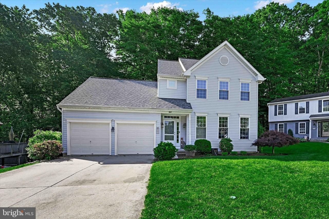 807 Kilber Ct - Photo 2 of 34