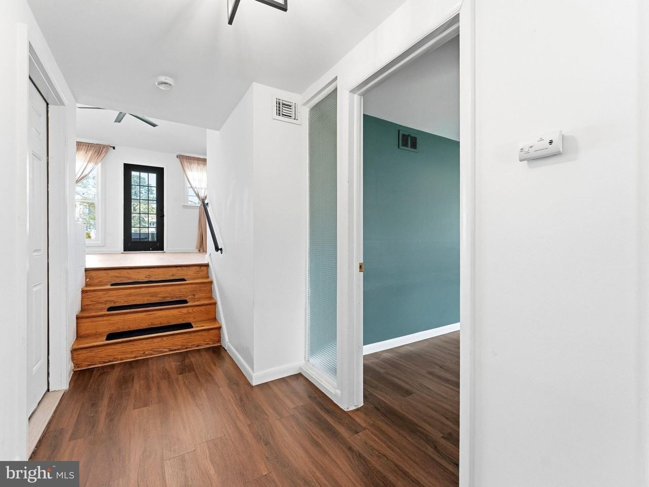 411 Chapel Ave E - Photo 3 of 29