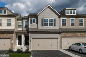 featured image of 9 Nicklaus Dr