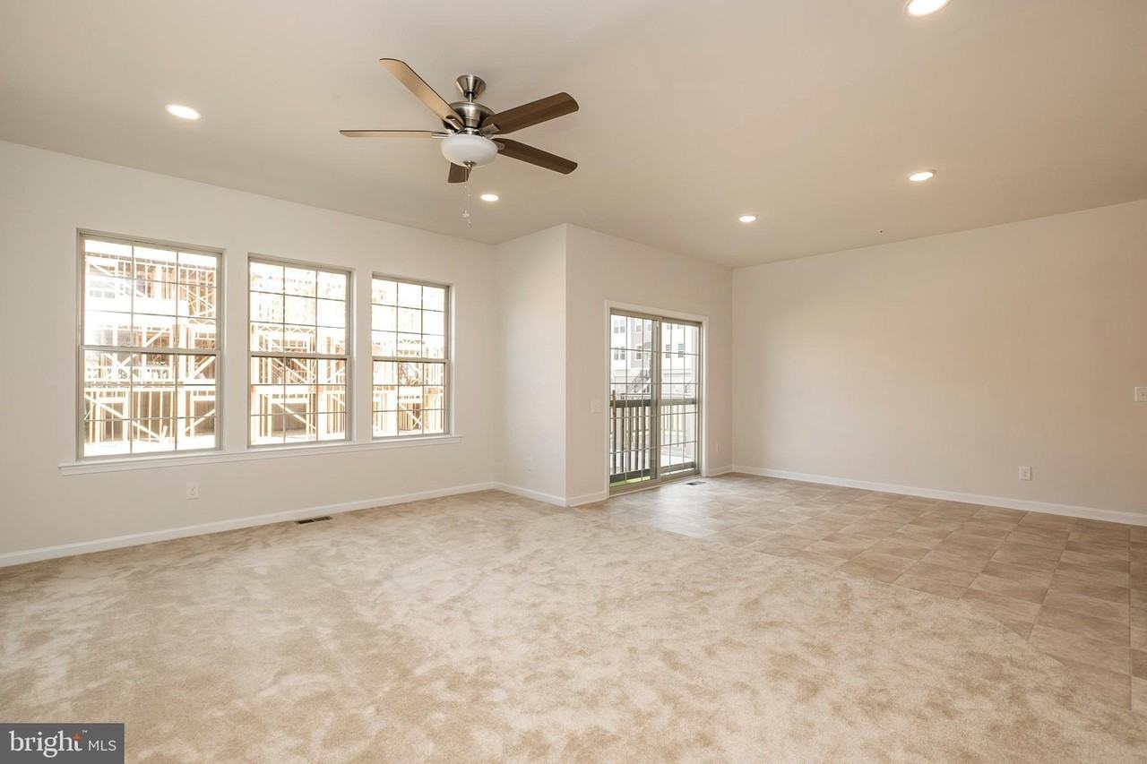 9 Nicklaus Dr - Photo 3 of 18