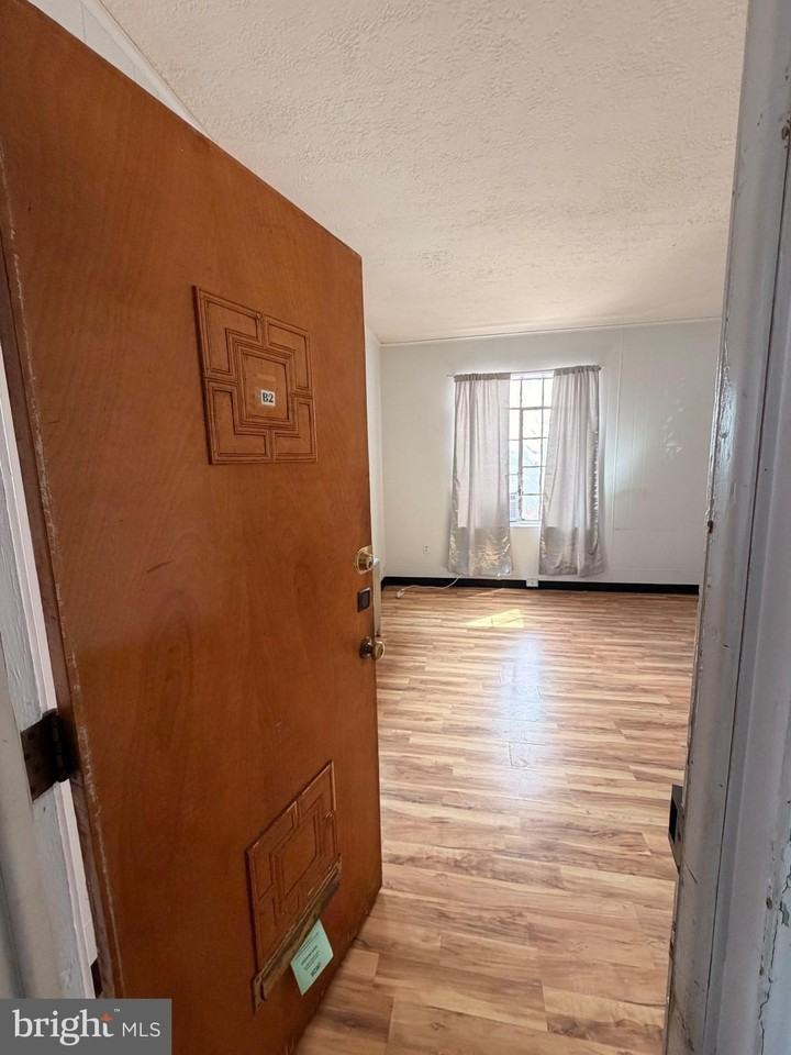 2801 N 2nd St #B2 - Photo 3 of 9