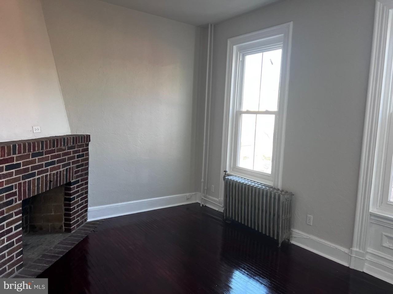 104 King St #2FFRONT - Photo 2 of 7