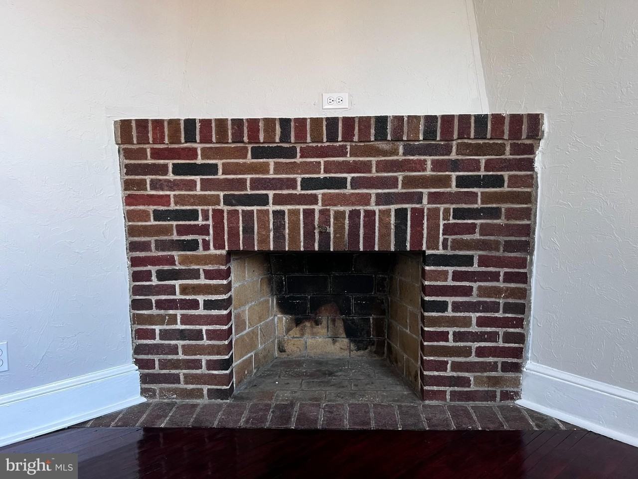 104 King St #2FFRONT - Photo 3 of 7