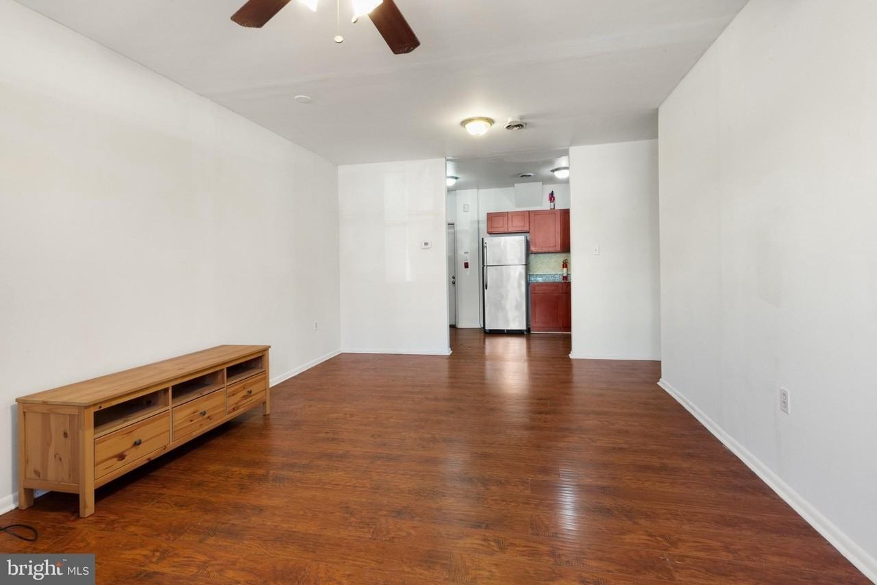 240 W Girard Ave #1 - Photo 2 of 18