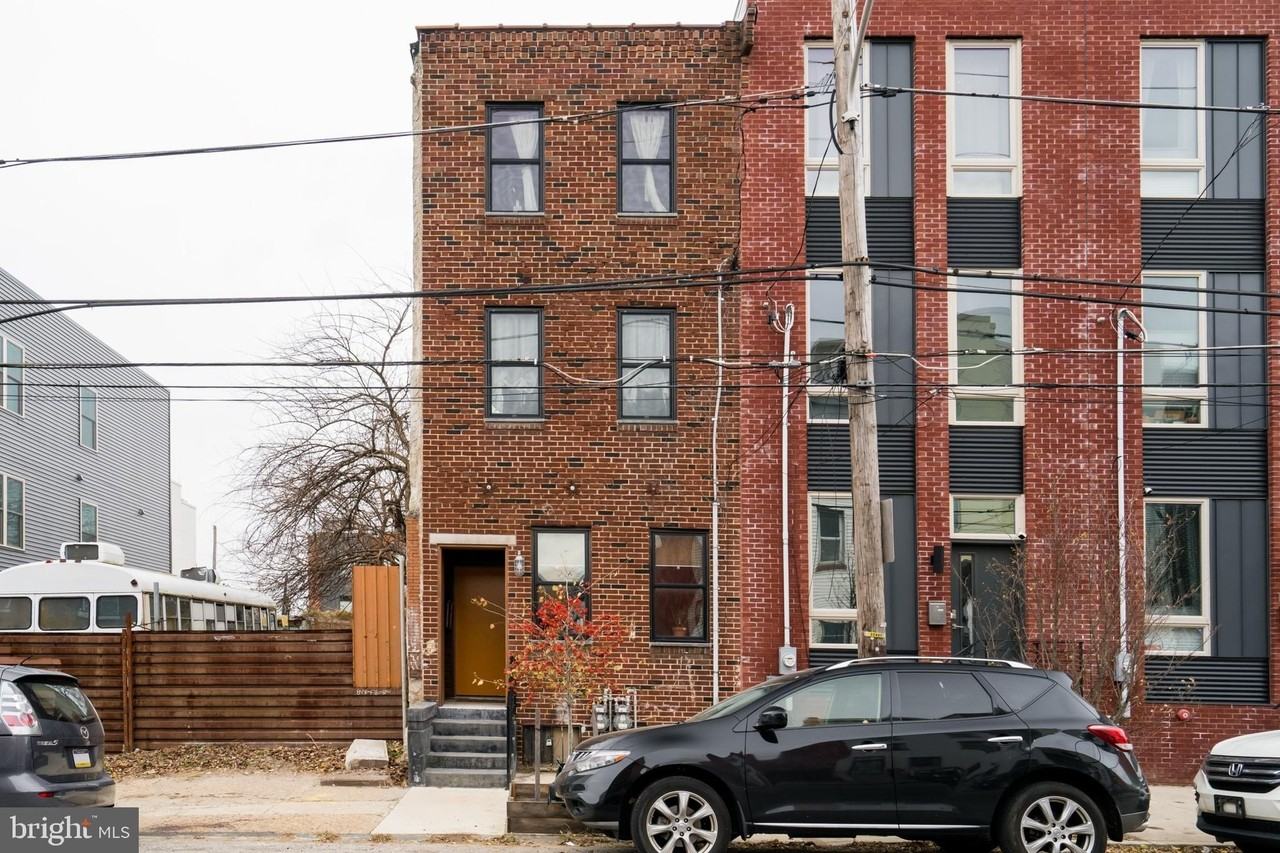 1912 E Cumberland St - Photo 3 of 26