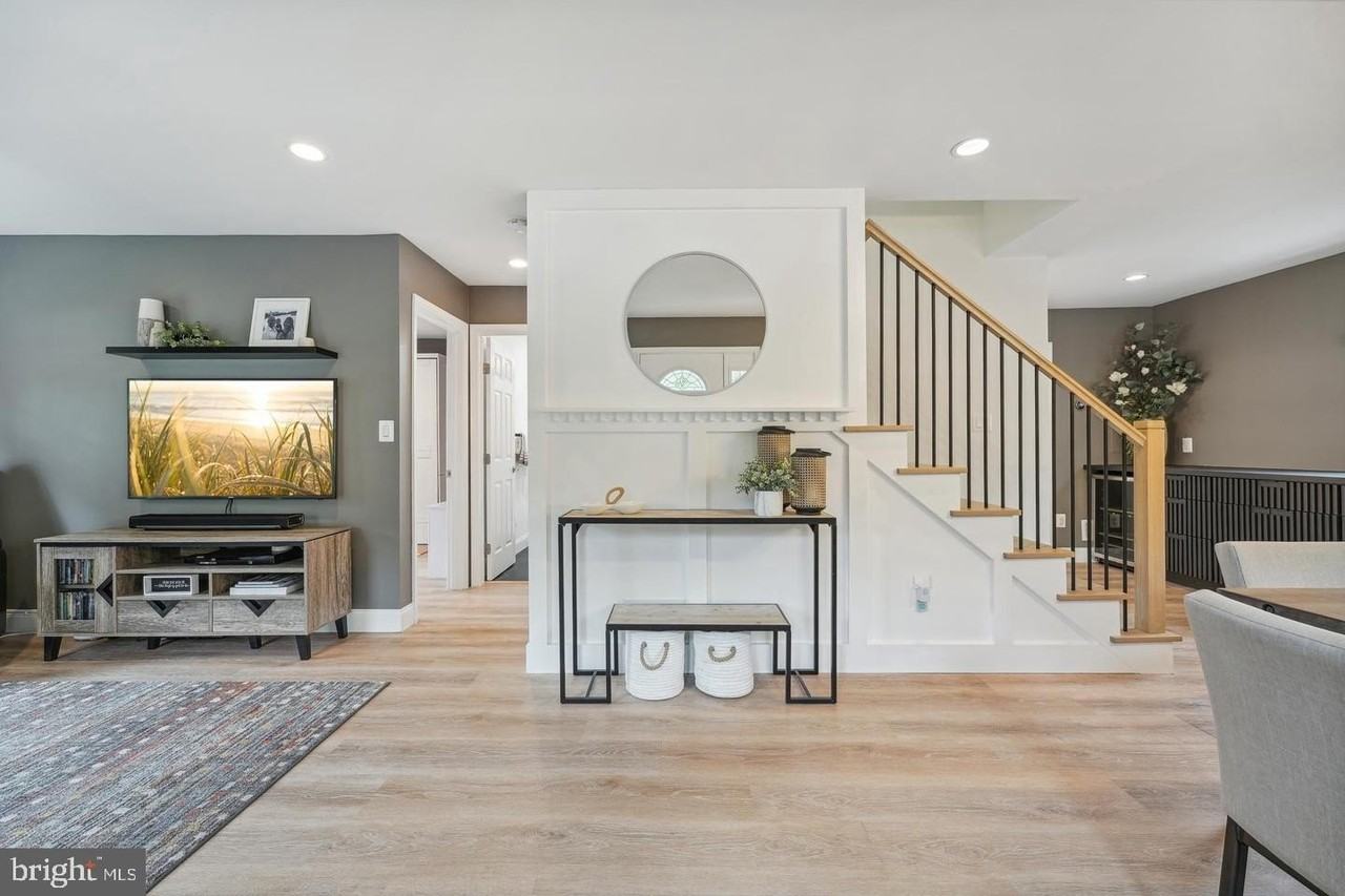 3003 Elmwood Dr - Photo 3 of 23