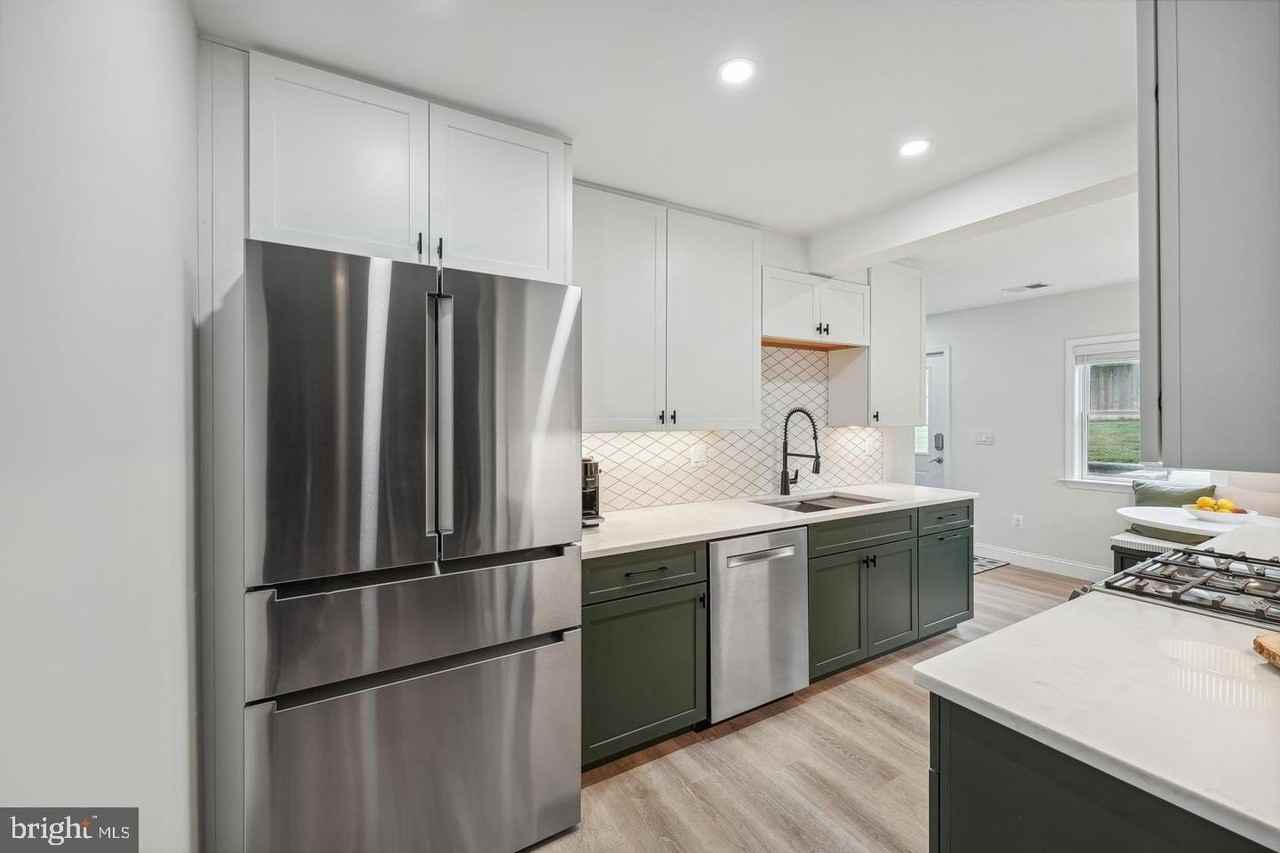 3003 Elmwood Dr - Photo 7 of 23