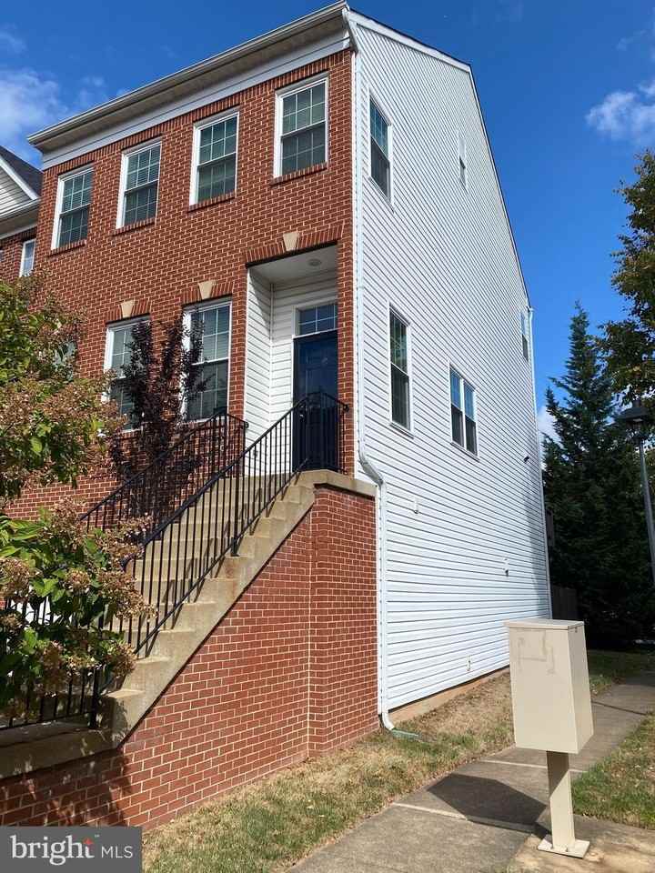 2509 William Taft Ct - Photo 2 of 21