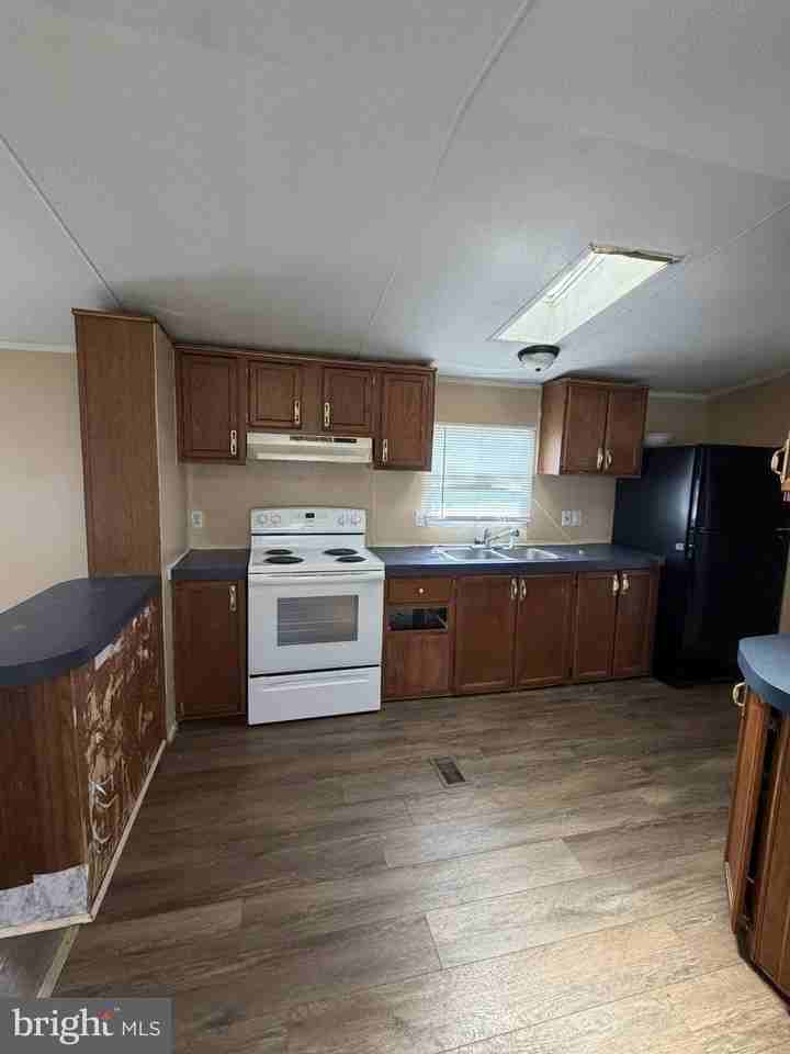 97 Connector Rd - Photo 6 of 29