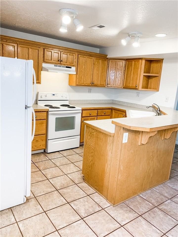 1476 Trinnaman Ln - Photo 5 of 14